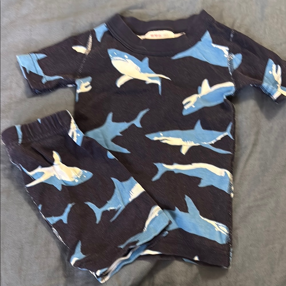 2T Shark Print Toddler shirt Pajama Set